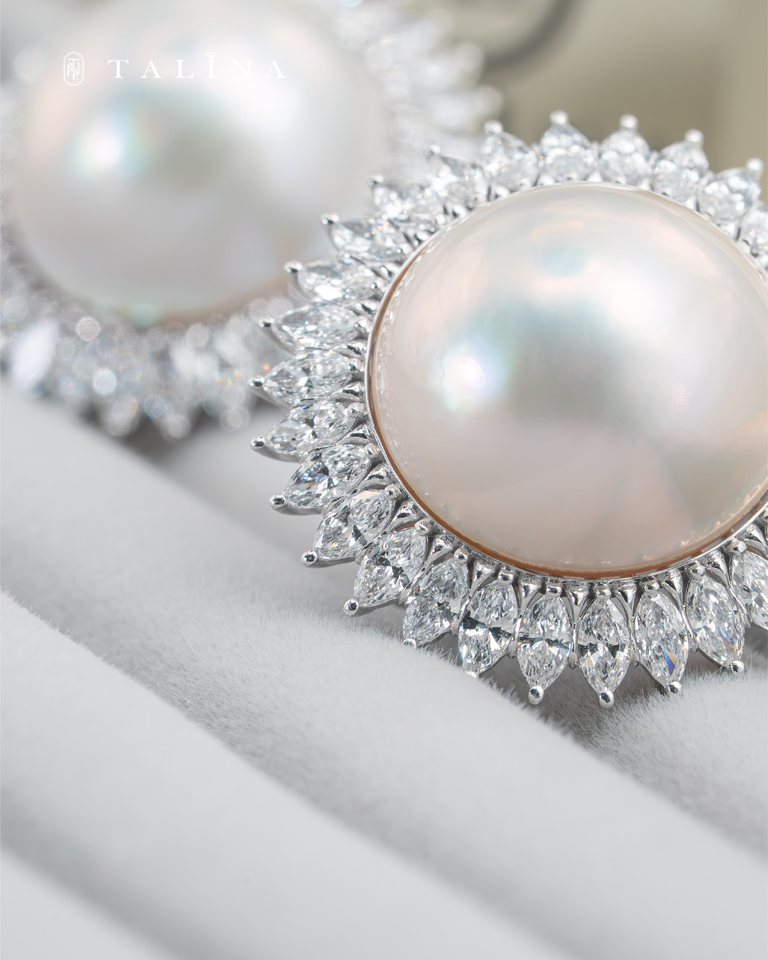 2ct Oval Lab-grown Halo Diamond Ring_NGANG.338-03_-27-10-2026-12-11-04.jpg